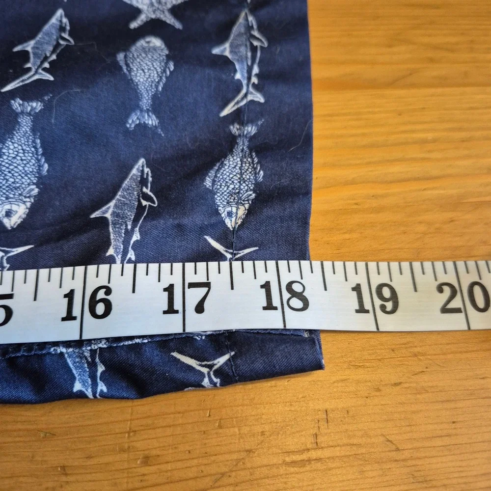 Kirkland Signature Mens Navy Blue Fish Starfish Print Swim Trunks Medium‎